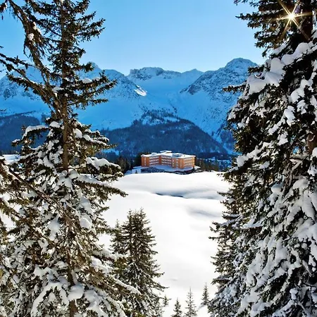 普拉特斯利酒店 4*