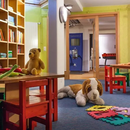 普拉特斯利酒店 酒店