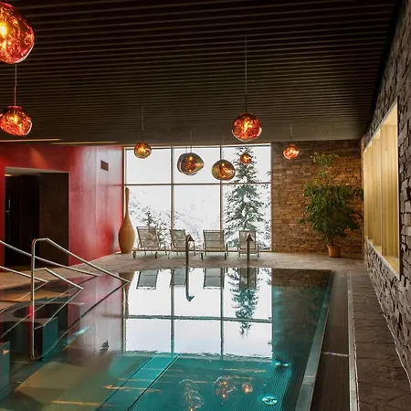 普拉特斯利酒店 4*